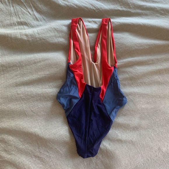 Tajana Anika Swimsuit - Picture 5 of 6